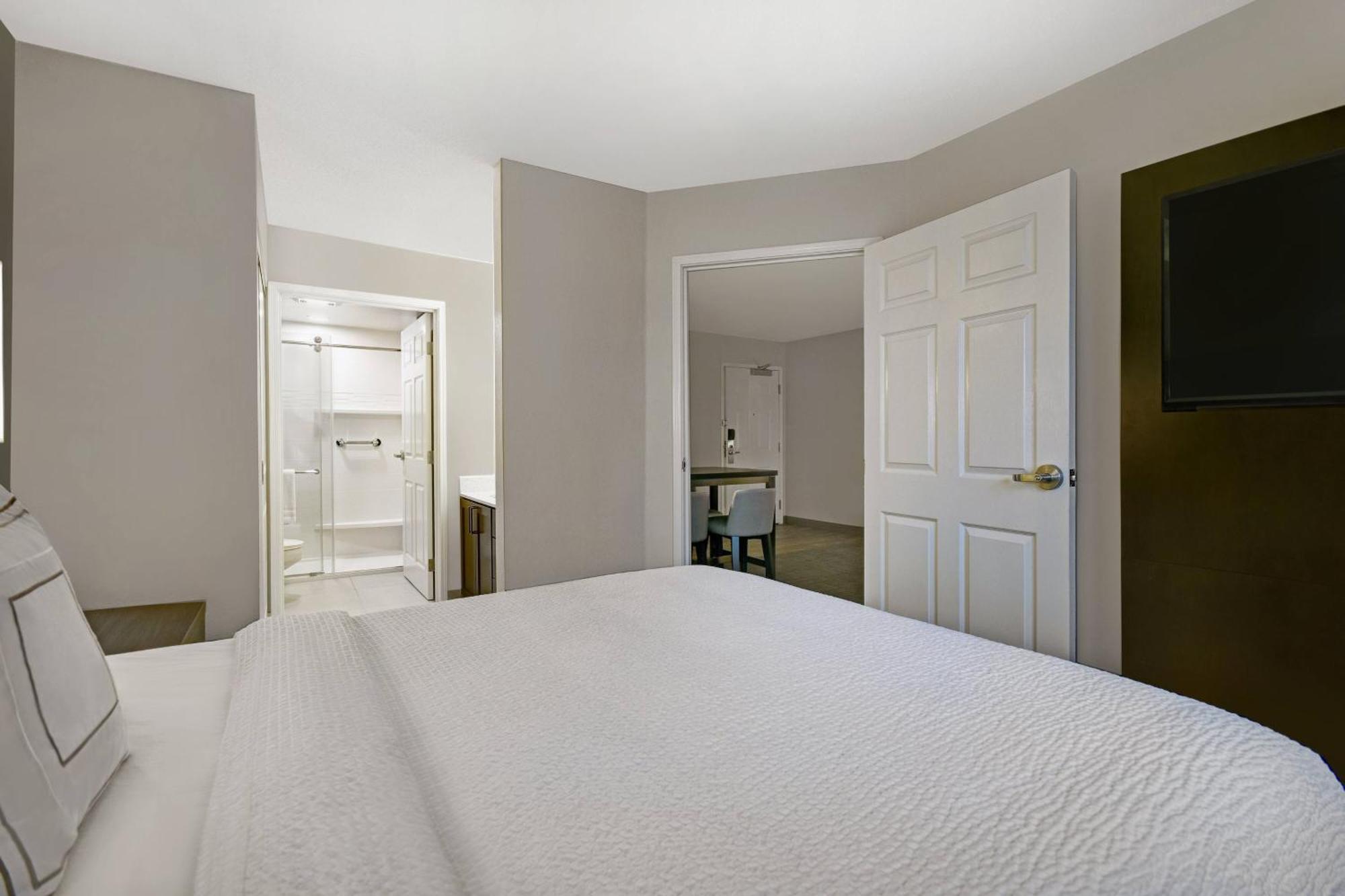 Residence Inn Louisville Airport Екстер'єр фото