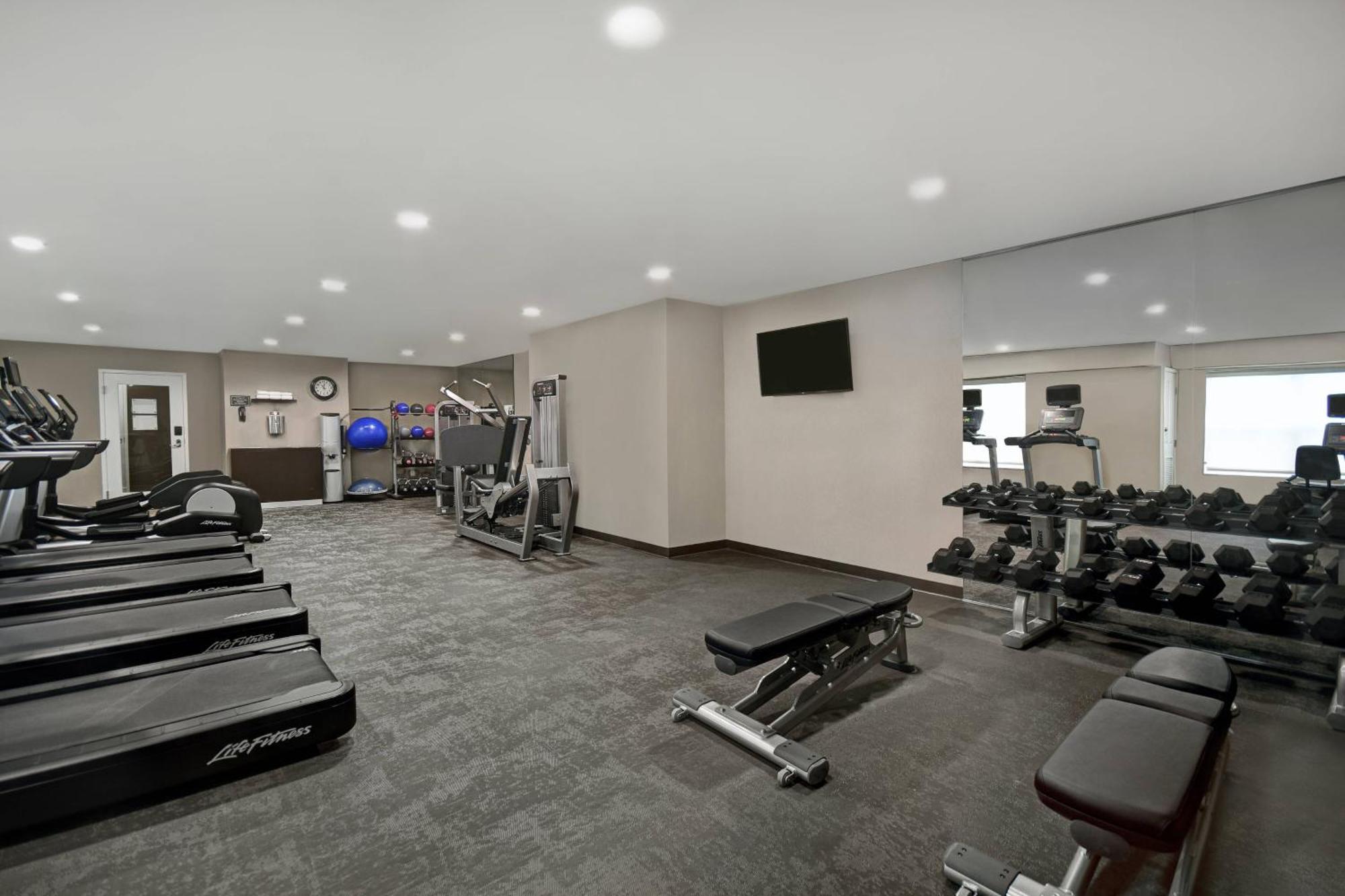 Residence Inn Louisville Airport Екстер'єр фото