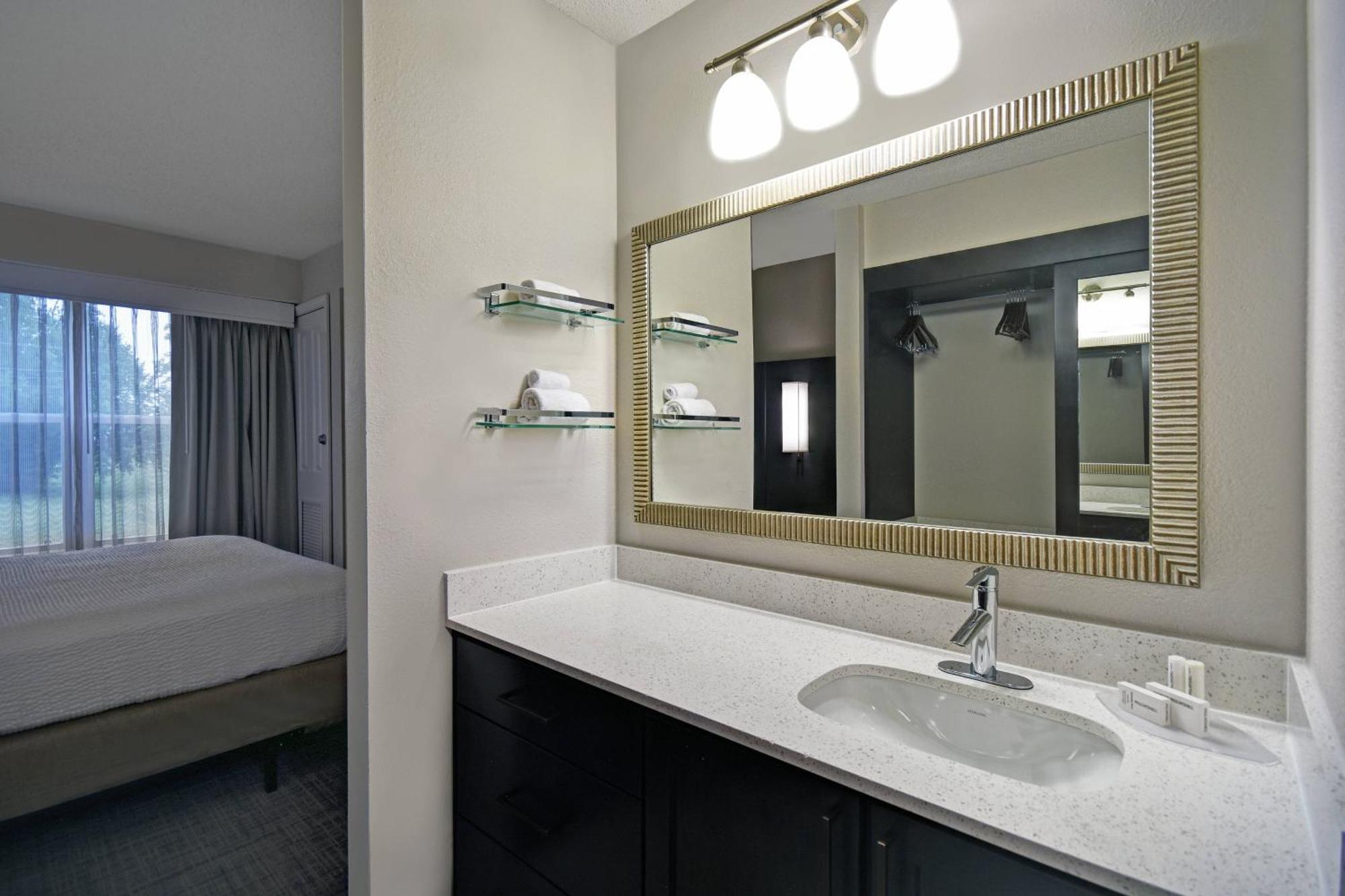 Residence Inn Louisville Airport Екстер'єр фото