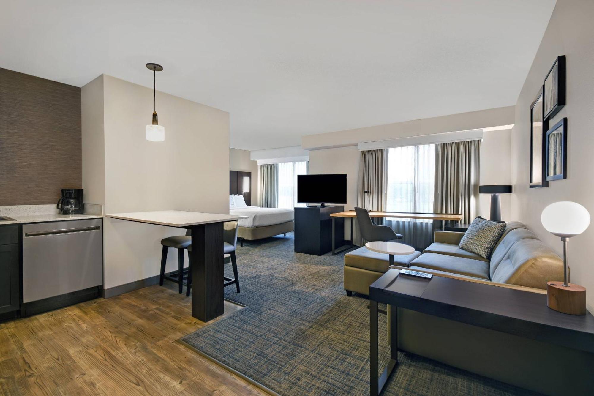 Residence Inn Louisville Airport Екстер'єр фото