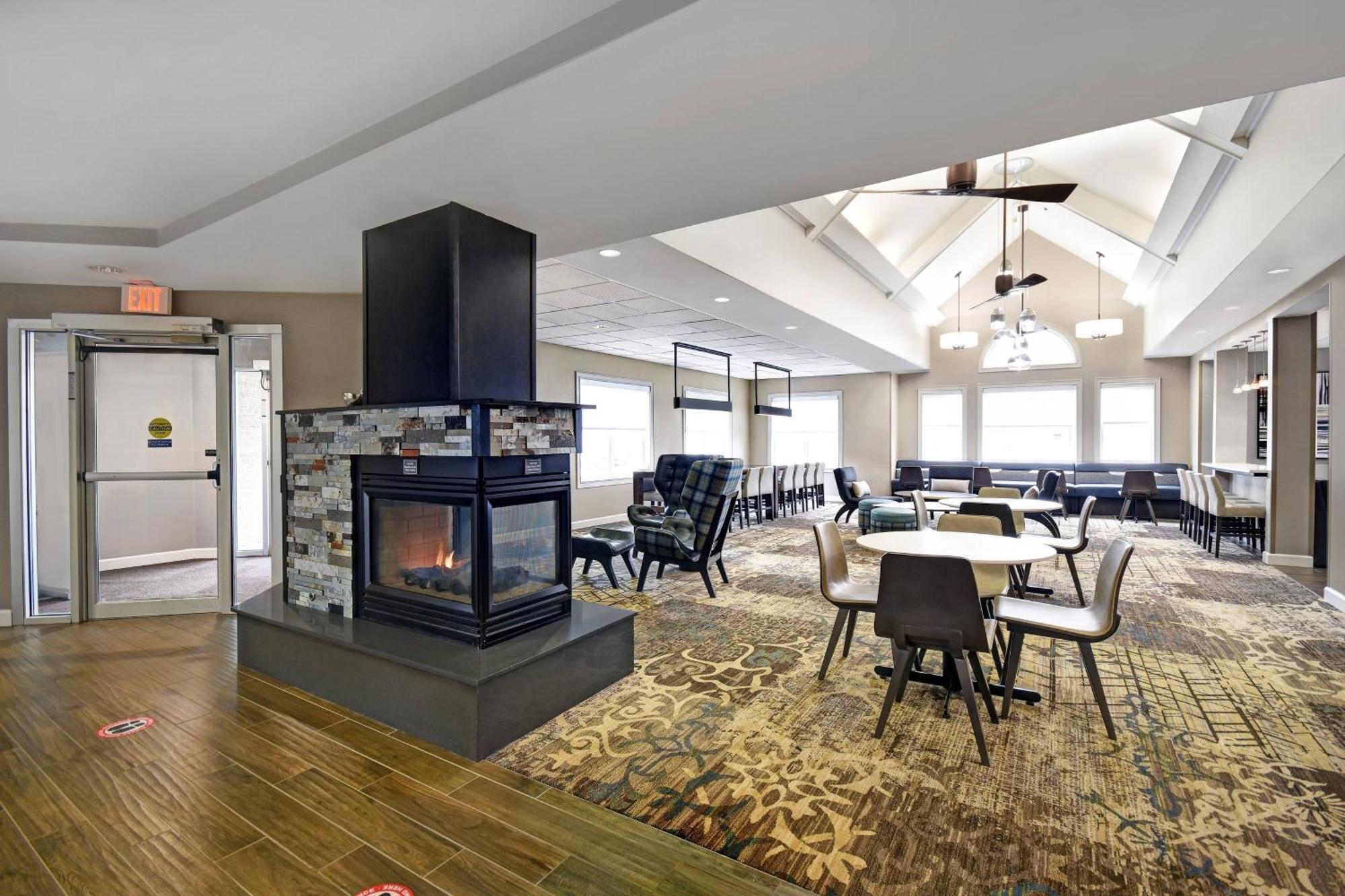 Residence Inn Louisville Airport Екстер'єр фото