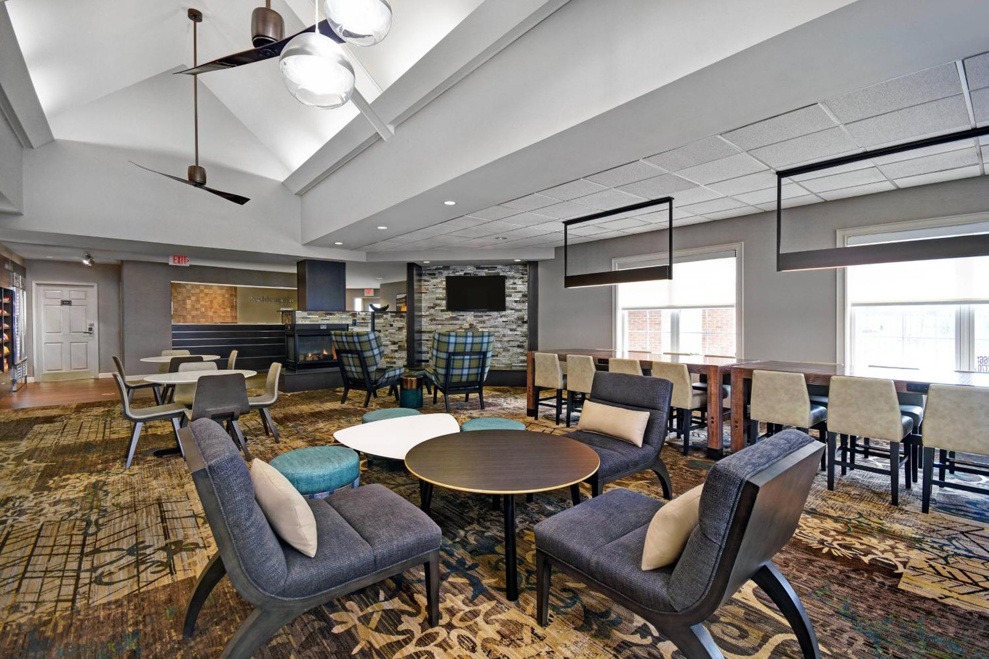 Residence Inn Louisville Airport Екстер'єр фото