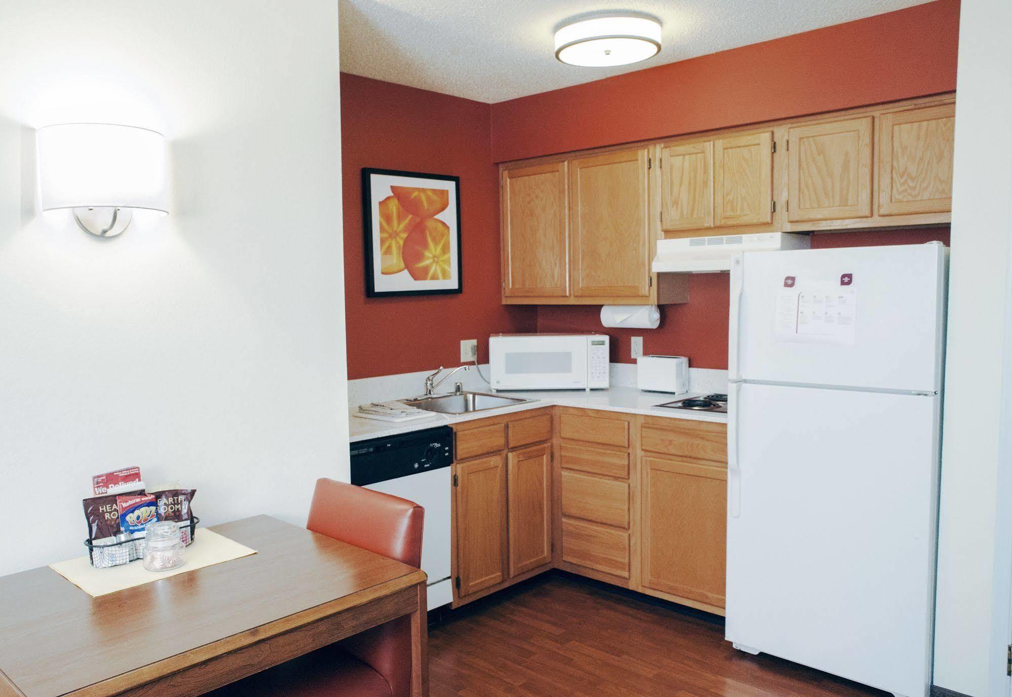 Residence Inn Louisville Airport Екстер'єр фото