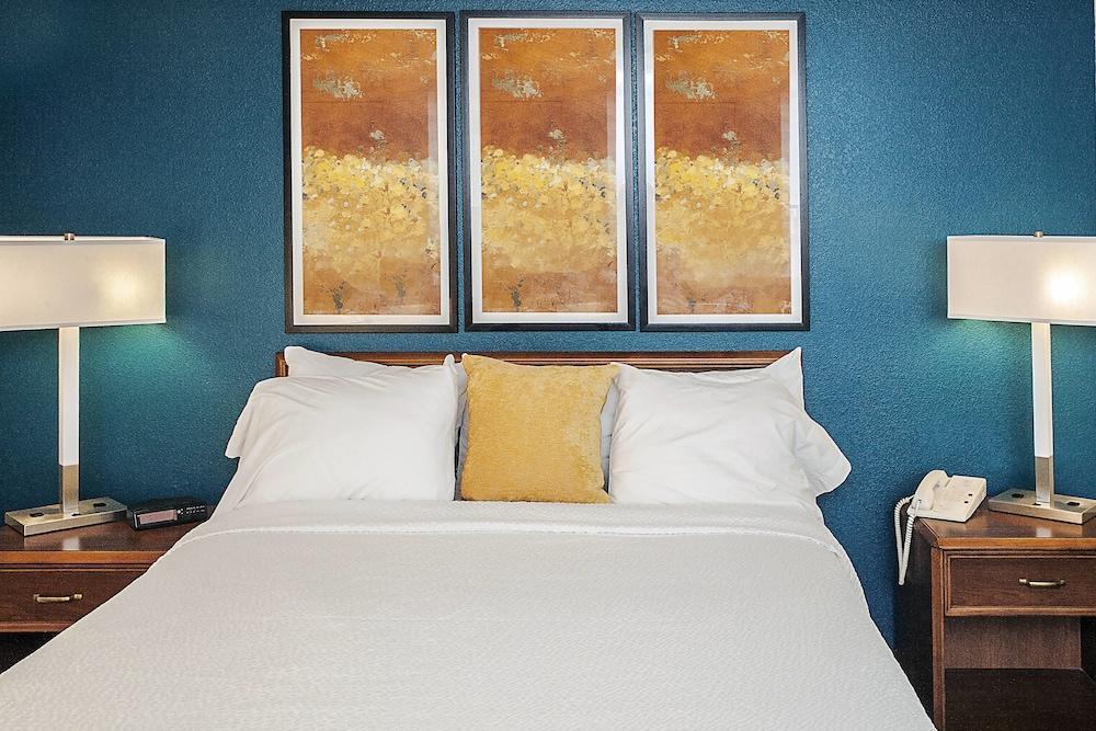 Residence Inn Louisville Airport Екстер'єр фото