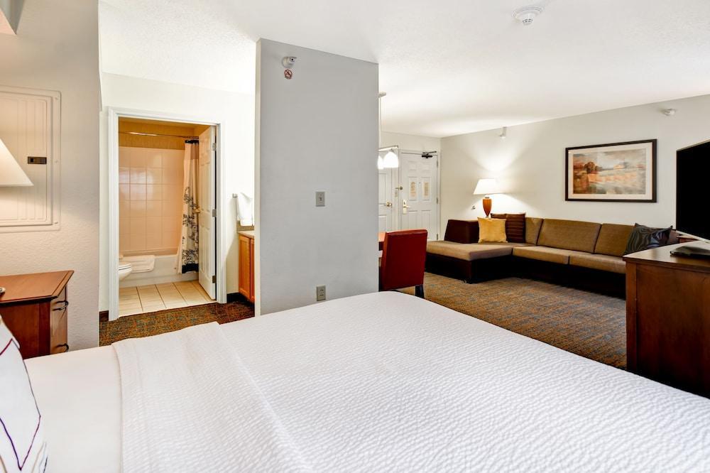Residence Inn Louisville Airport Екстер'єр фото